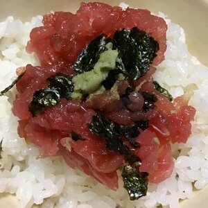 まぐろの叩き丼